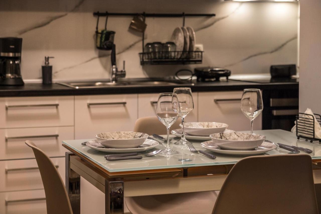 Luxury Suite 10' From The Center Αθήνα Εξωτερικό φωτογραφία