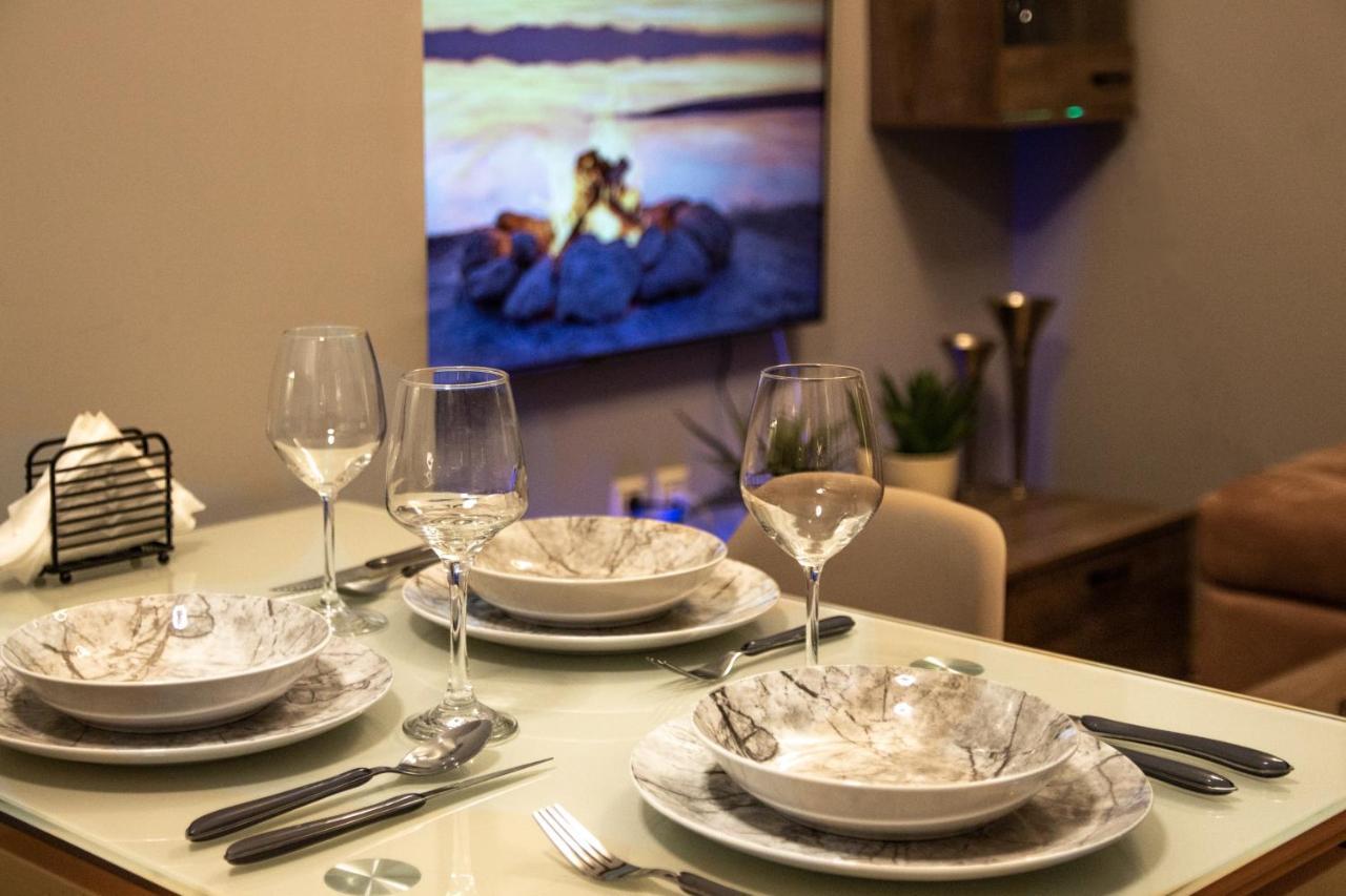 Luxury Suite 10' From The Center Αθήνα Εξωτερικό φωτογραφία