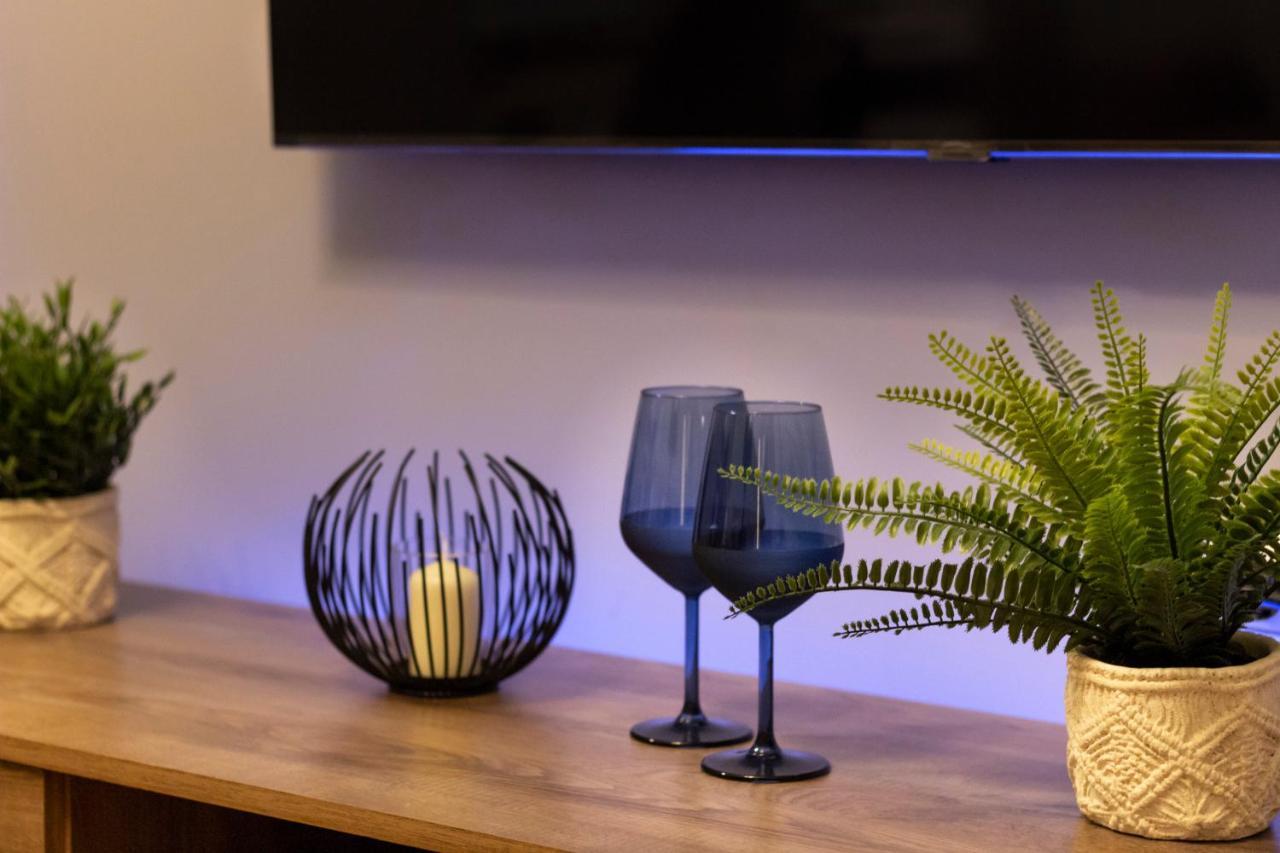 Luxury Suite 10' From The Center Αθήνα Εξωτερικό φωτογραφία