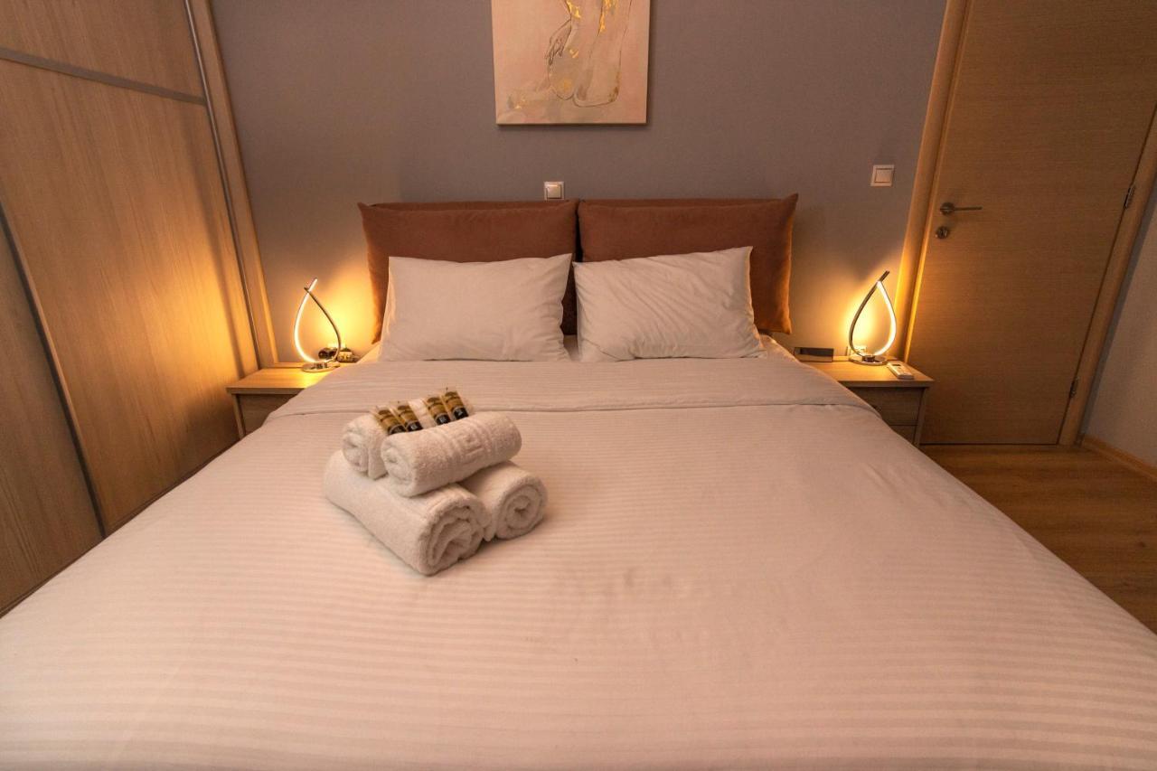 Luxury Suite 10' From The Center Αθήνα Εξωτερικό φωτογραφία